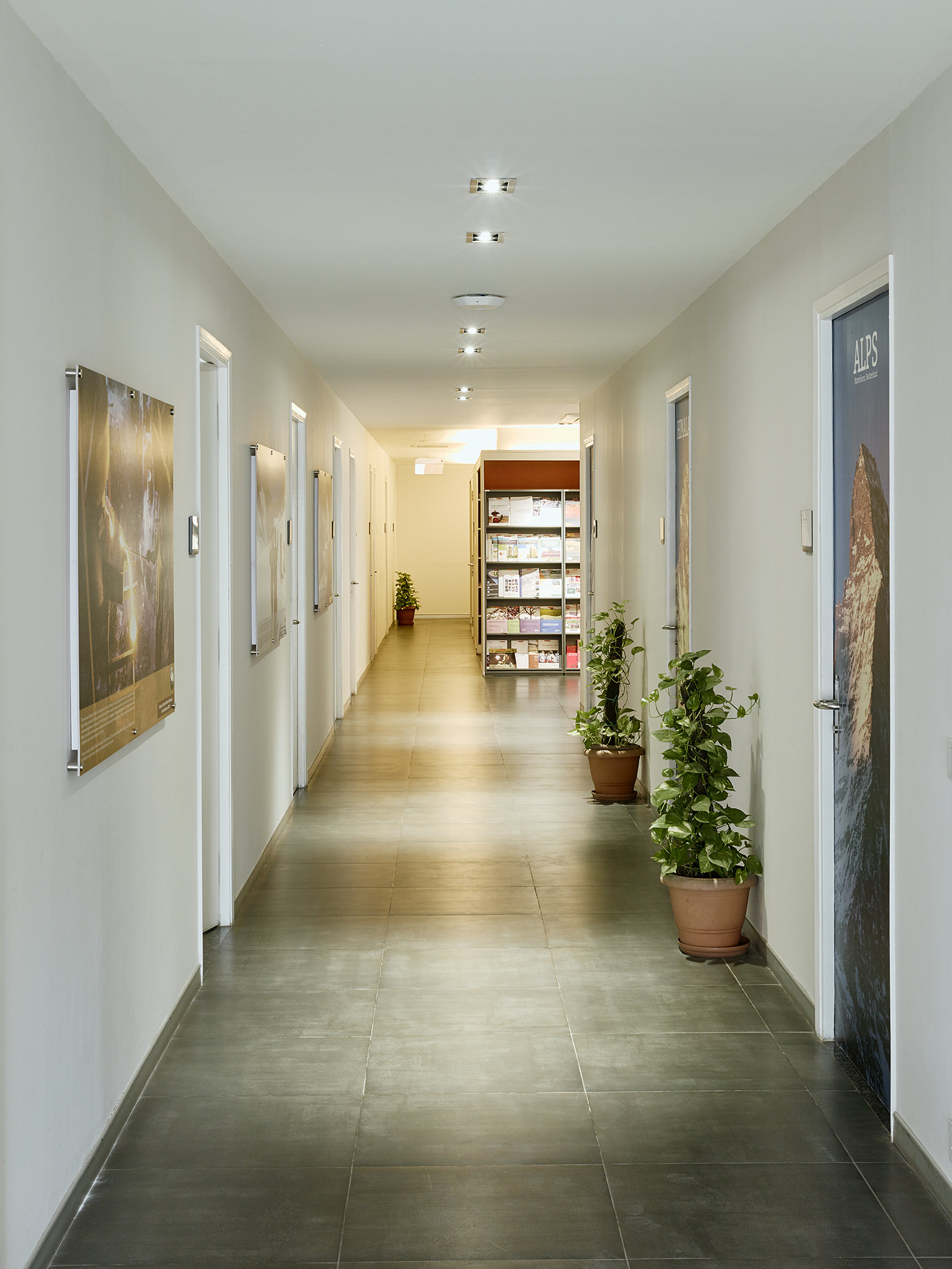 Swiss Embassy New Delhi, Documentation Auxiliary Buildings + Solar System